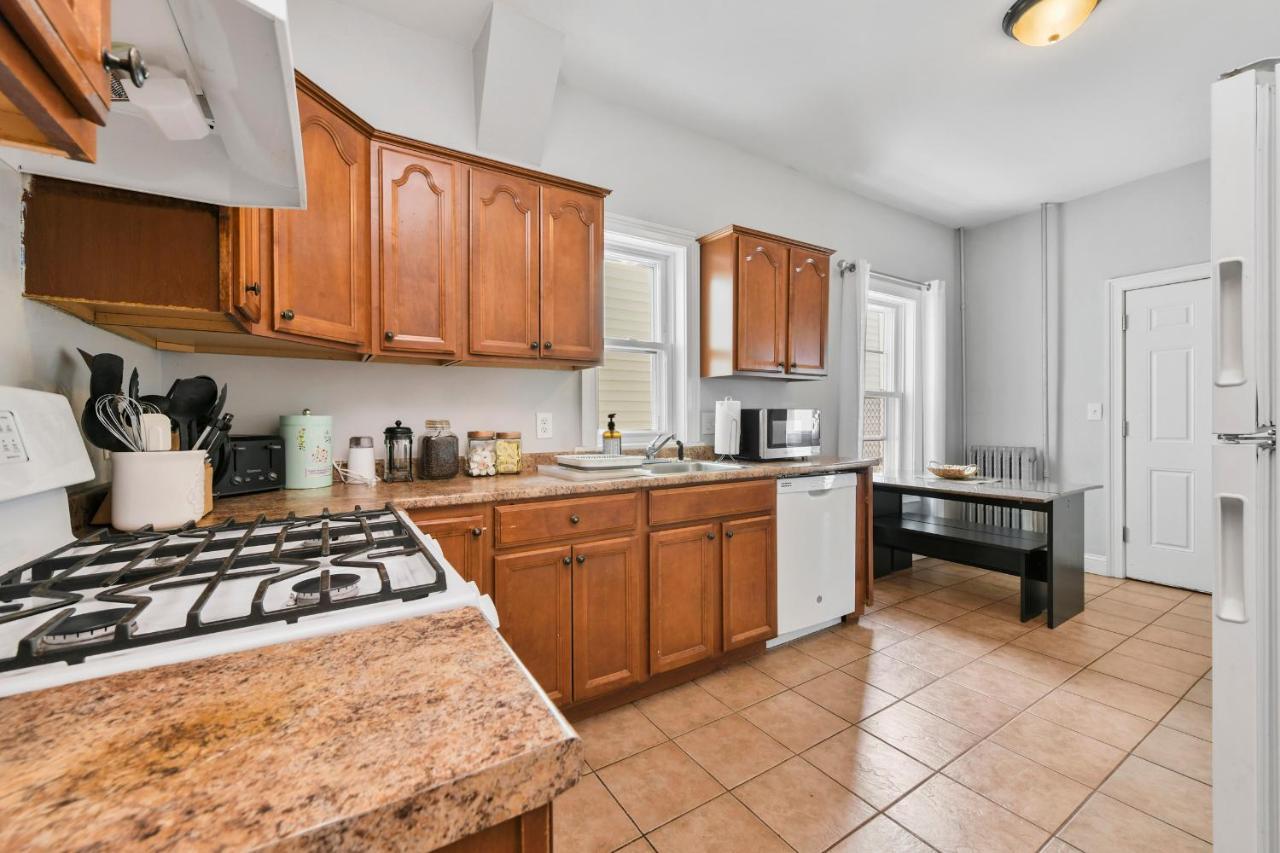 The Maverick - Luxurious Apartment - Free Parking - 2 Miles From Boston Logan Airport Челси Экстерьер фото